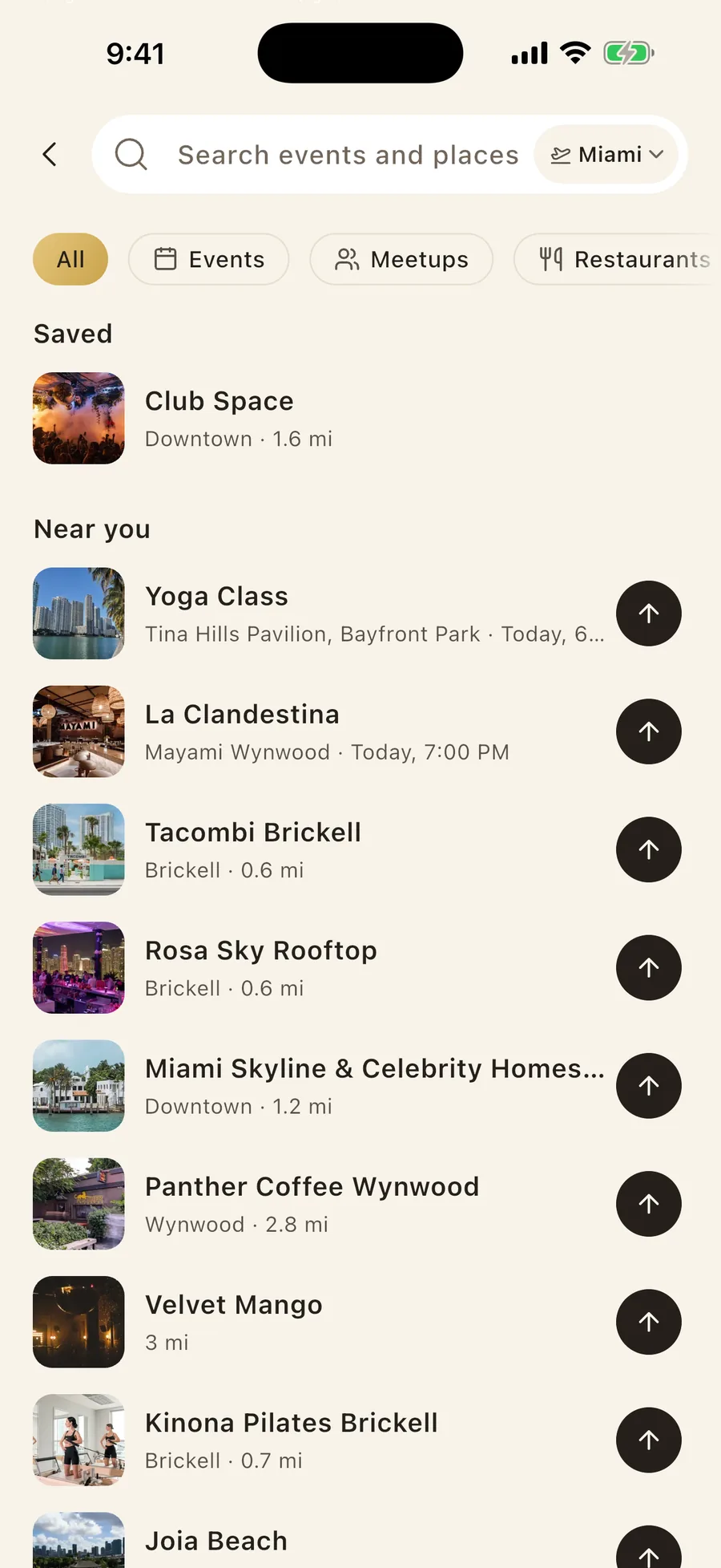 Searching events and places to share from a chat in the Vennu app