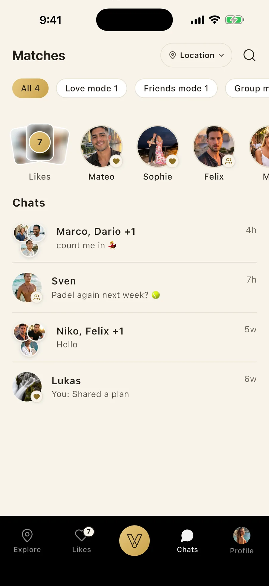 The chats overview in the Vennu app with matches and group chats